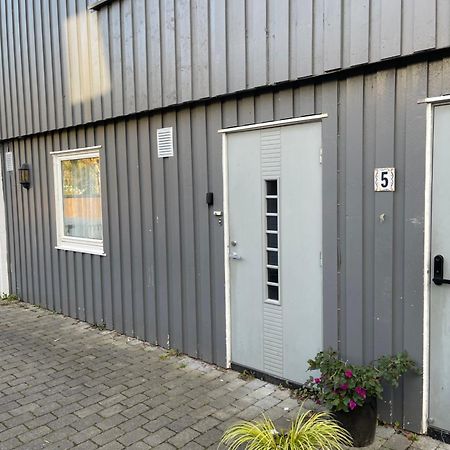 Lys Rent Og Trivelig Hybelleilighet Kristiansand Extérieur photo