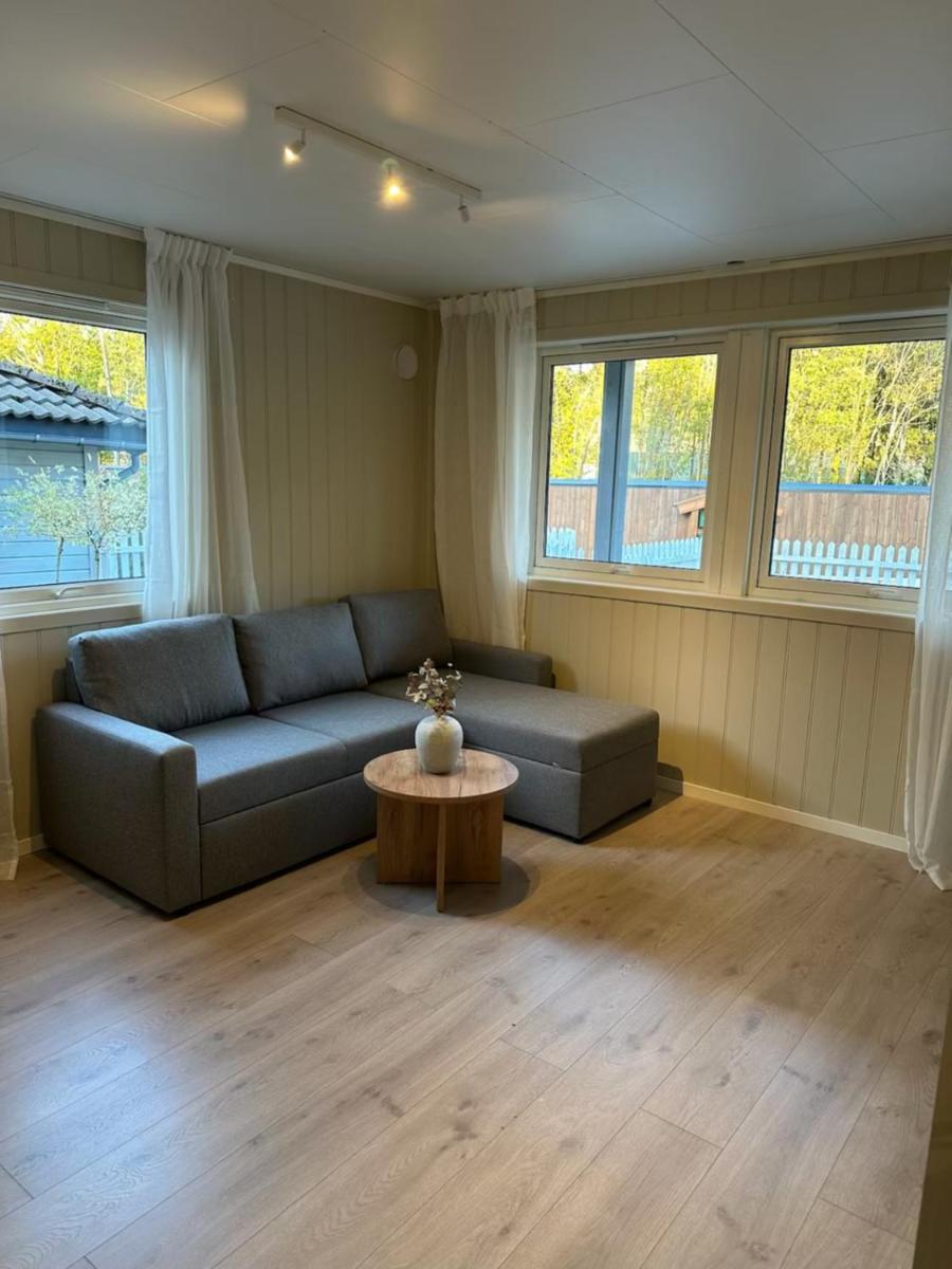 Lys Rent Og Trivelig Hybelleilighet Kristiansand Extérieur photo