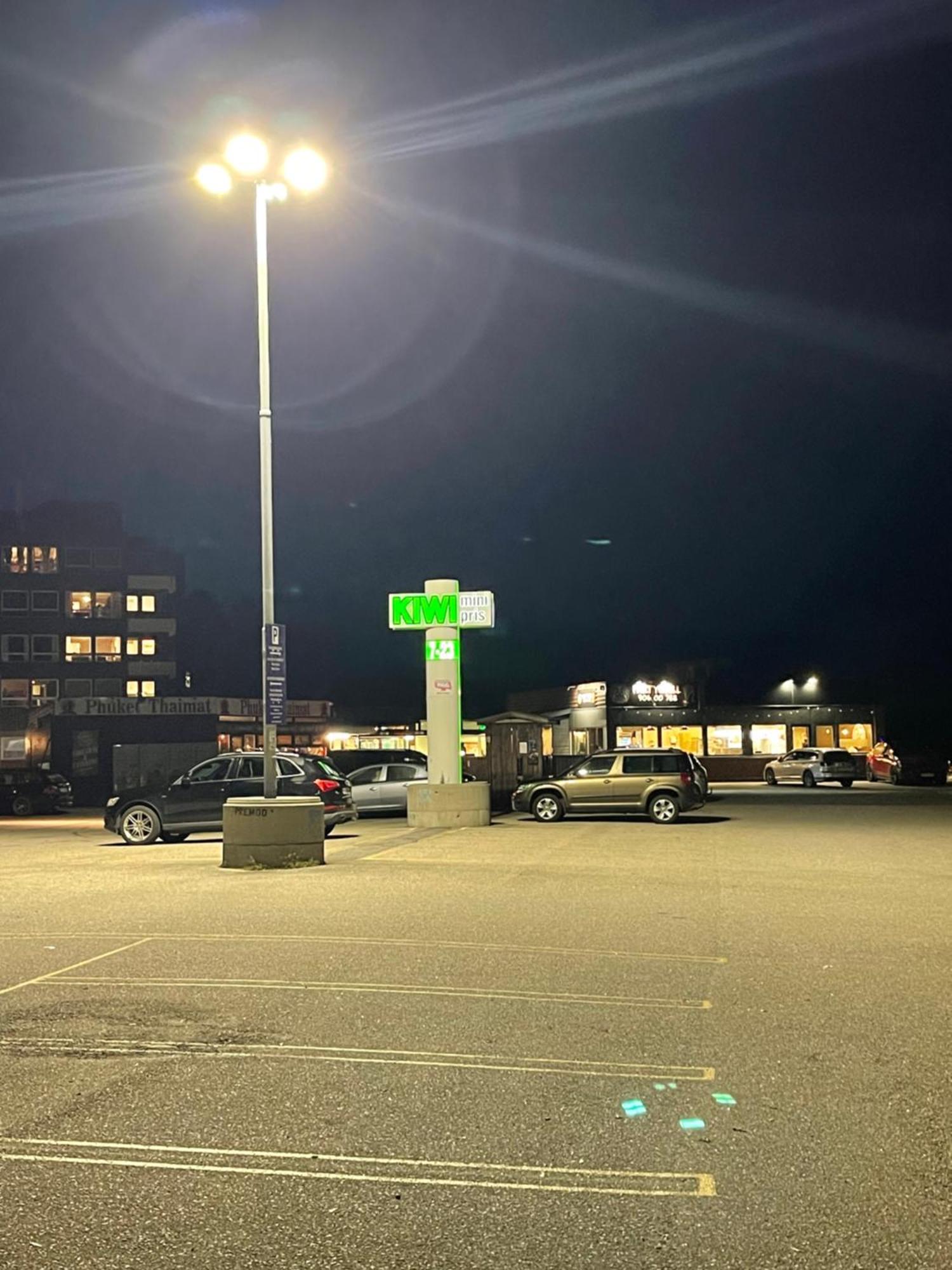 Lys Rent Og Trivelig Hybelleilighet Kristiansand Extérieur photo