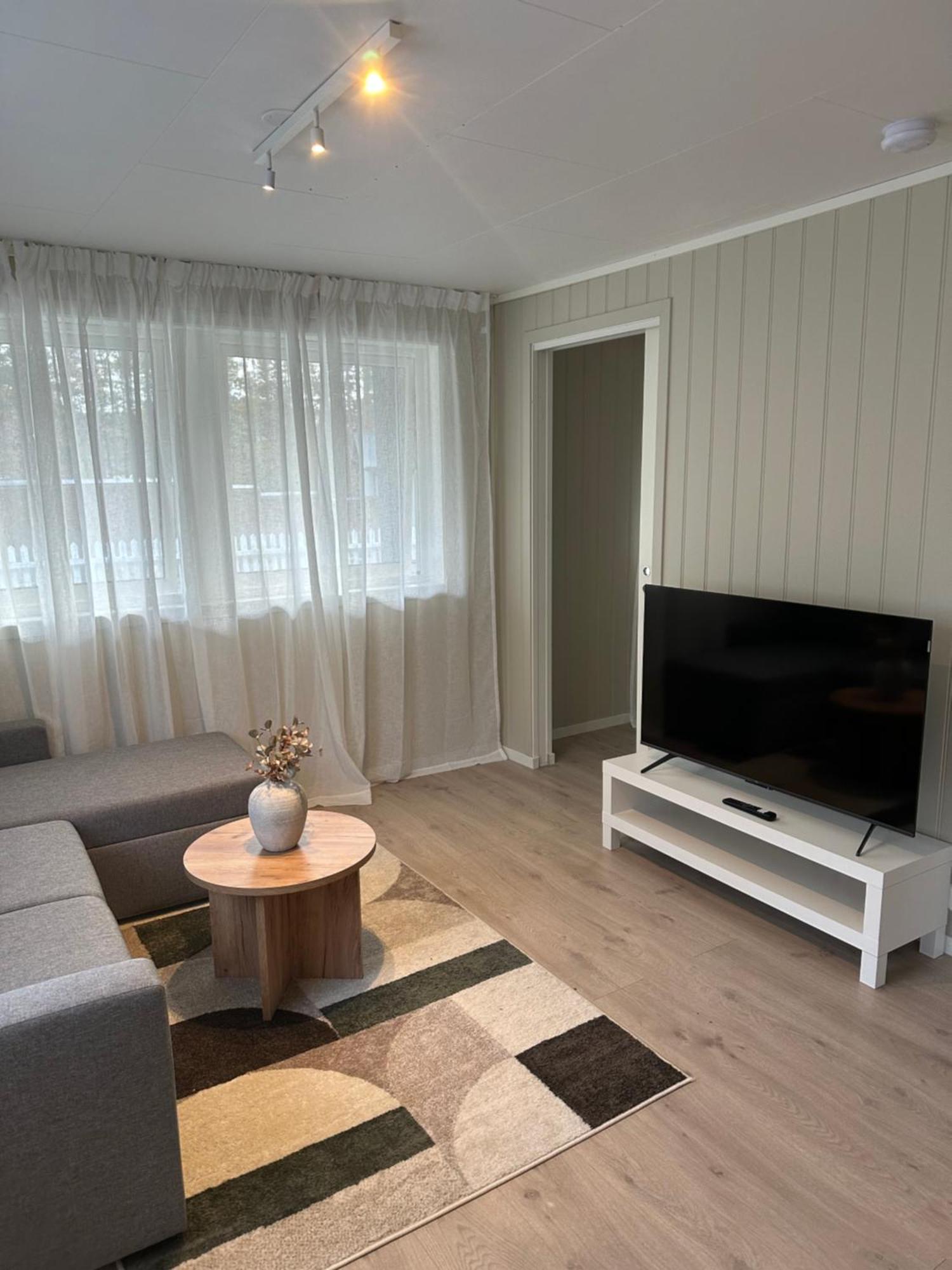 Lys Rent Og Trivelig Hybelleilighet Kristiansand Extérieur photo